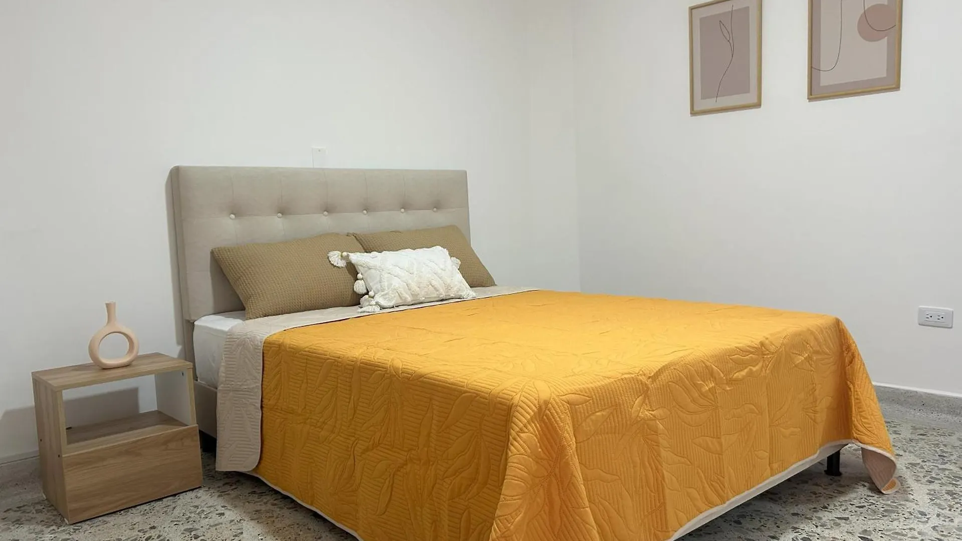 Homestay Raabta Tu Hogar - Rishta Apartment Medellin