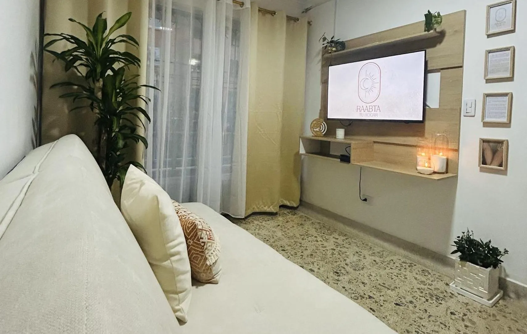 Homestay Raabta Tu Hogar - Rishta Apartment Medellin
